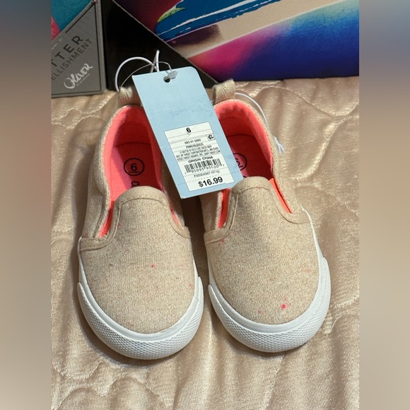 Toddler Girls' Alexus Slip-On Sneakers Off White/Coral - Cat & Jack - SIZE 6 - Picture 4 of 7